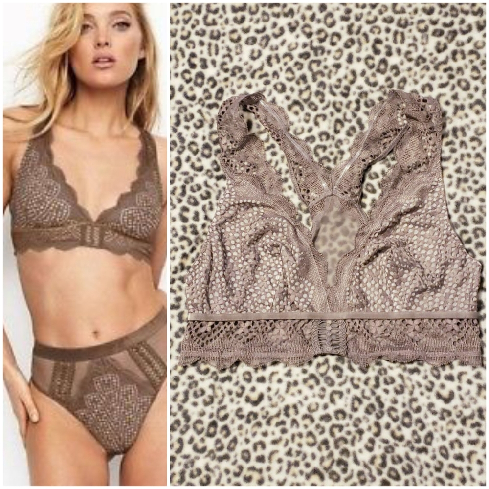 2017 Victoria's Secret Very Sexy Lace and Mesh Plunge Bralette, Size Medium, NWT